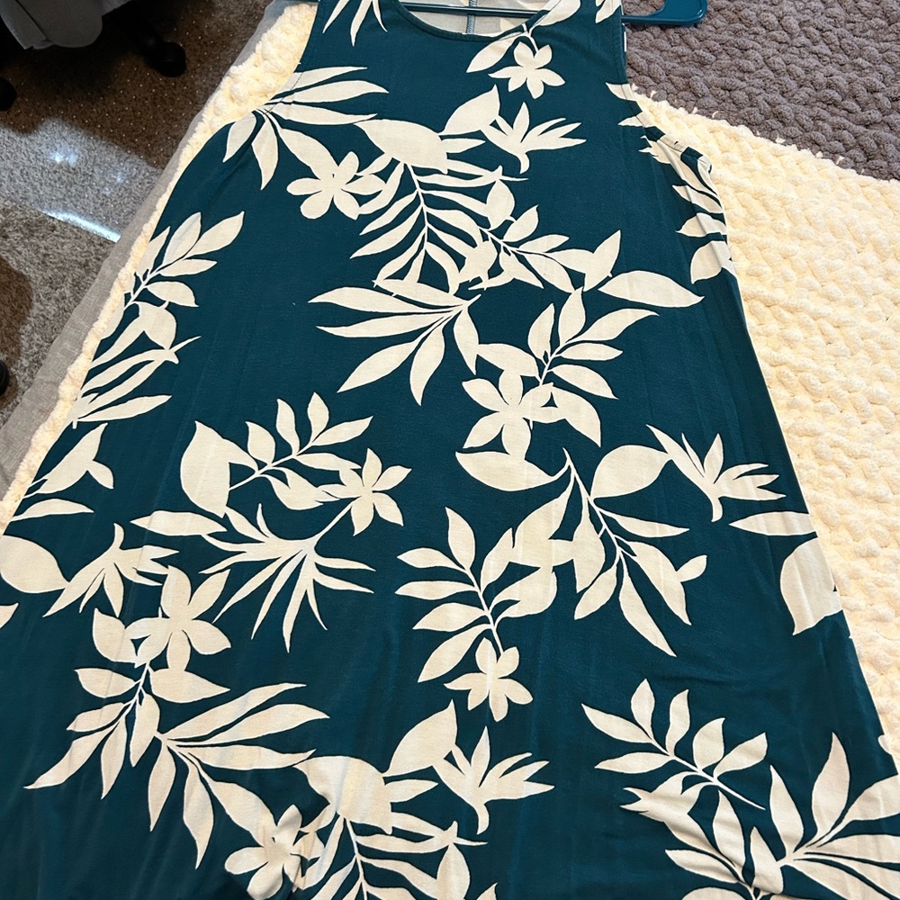 Old Navy Teal and Cream Patterned Dress